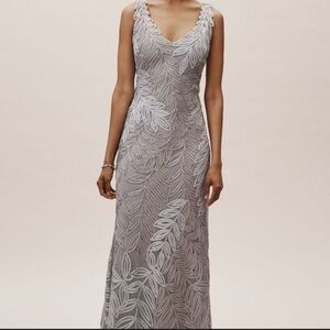 Elegant Leaf Patterned Evening Gown